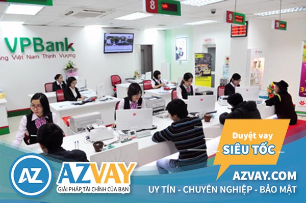 Khách hàng được hỗ trợ vay kinh doanh VPBank với đa dạng tiện ích.