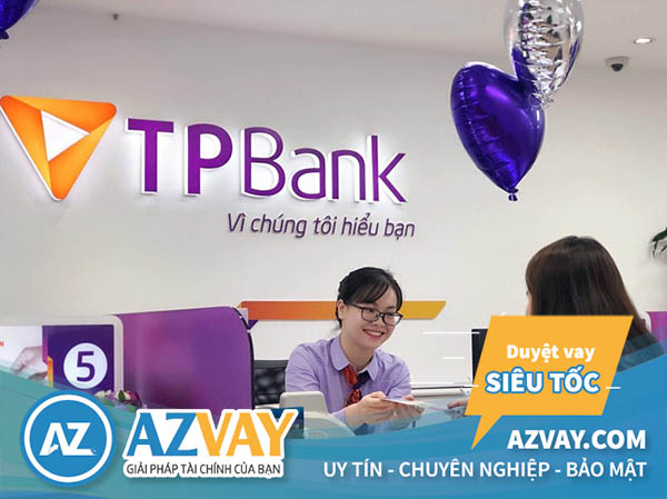 Rút tiền thẻ tín dụng ngân hàng TPBank tại quầy giao dịch ngân hàng