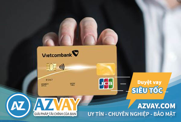 Có thể rút tiền từ thẻ tín dụng VietcomBank lên đến 100% hạn mức tiền trong thẻ.